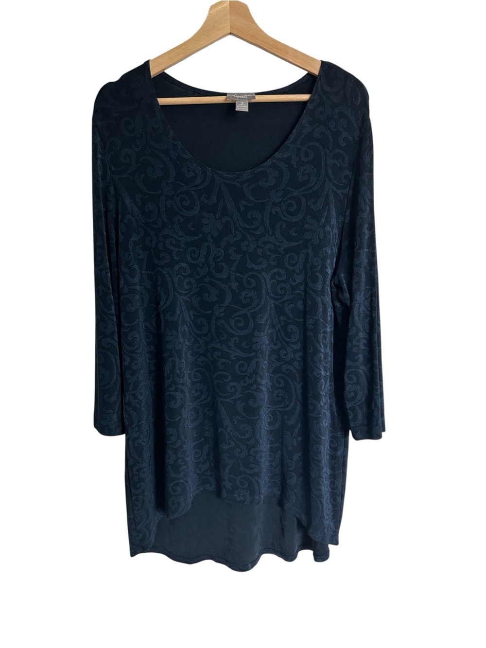 Chico’s Travelers Navy Scroll Print Tunic Top Size 3 High Low Travel Knit - Picture 2 of 10